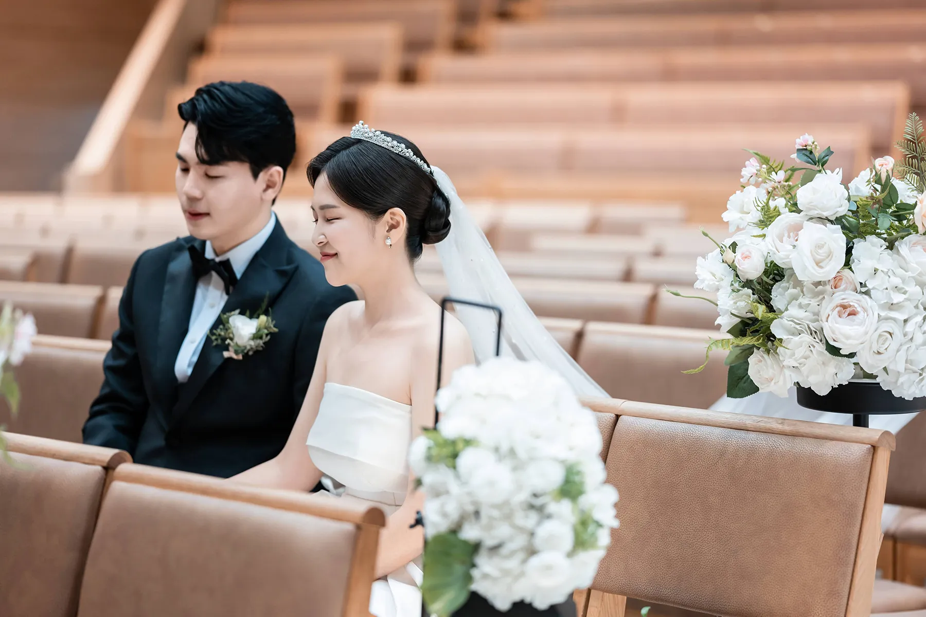 신랑신부의 신촌성결교회 연출 본식스냅